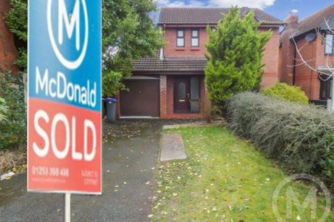 20 Ingleton Avenue, Blackpool, FY2 0DX