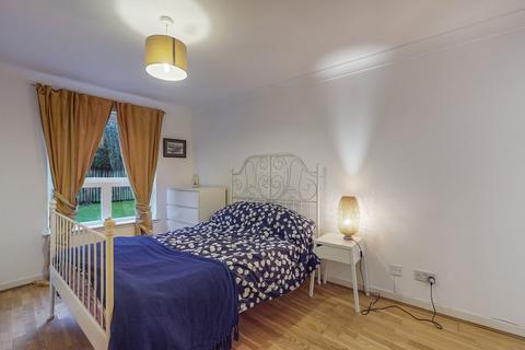 2 bedroom flat for sale, Strathblane Gardens, Glasgow G13