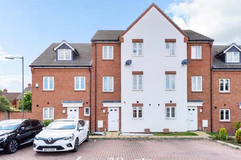 5 bedroom terraced house for sale, Chappell Close,  Aylesbury,  HP19