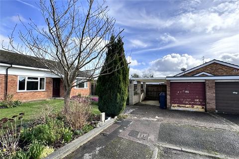 3 bedroom bungalow for sale, Fernside, Great Kingshill, HP15