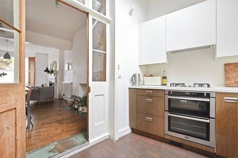 72 Median Road, London, E5 0PN