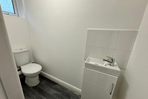 127 Bishopdale, Telford, TF3 1SF