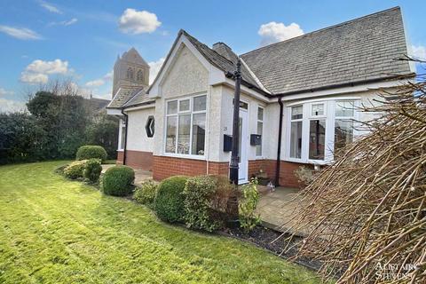 4 bedroom bungalow for sale, Church Road, Shaw