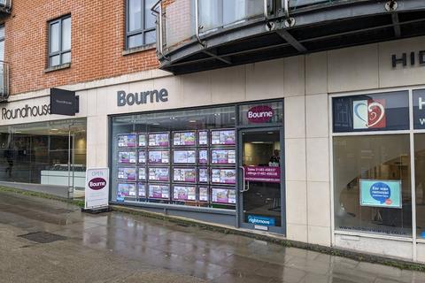 Retail property (high street) to rent, 5a Trinity Gate, Guildford Surrey, GU1 3JT
