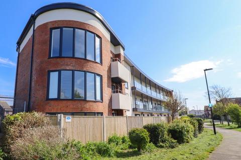 2 bedroom apartment for sale, Station Road, Hayling Island