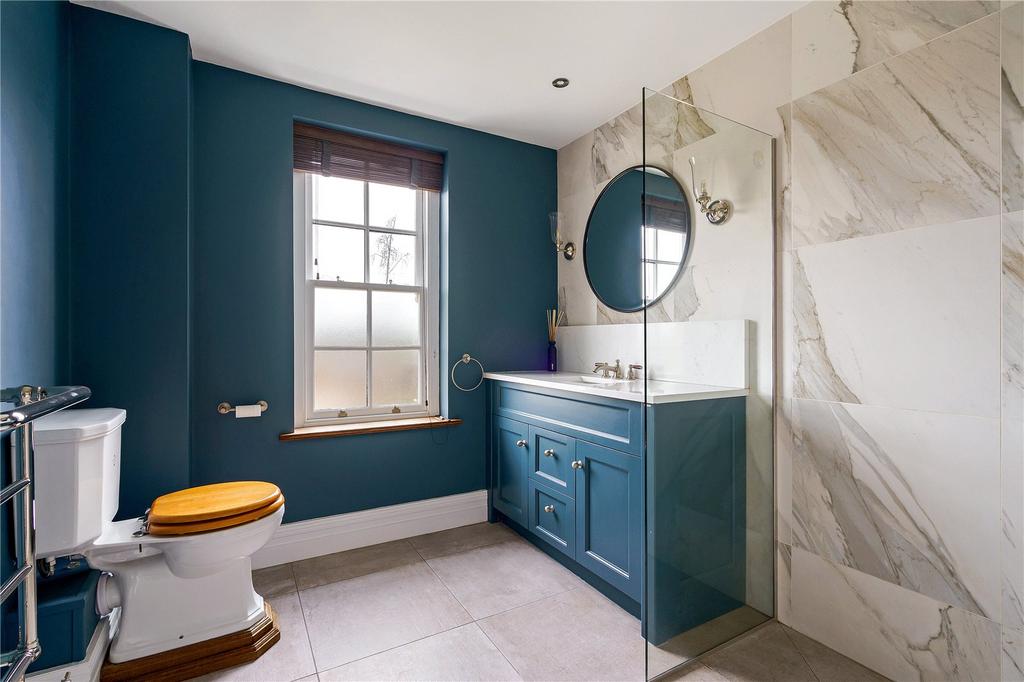En Suite Shower