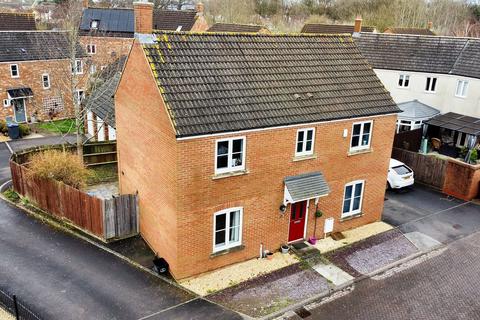 7 Larkrise, West Ashton, Trowbridge, BA14 6FN