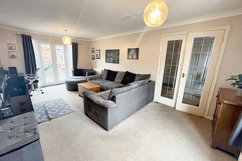 7 Larkrise, West Ashton, Trowbridge, BA14 6FN