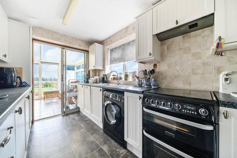 70 Tollards Road, Exeter, EX2 6JH