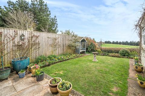 70 Tollards Road, Exeter, EX2 6JH