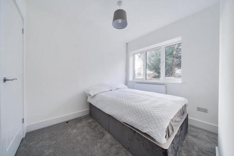 2 bedroom maisonette for sale - High Wycombe,  Buckinghamshire,  HP12