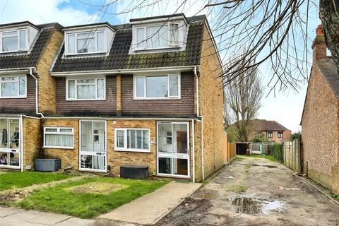 4 bedroom end of terrace house for sale, Willow Street, Romford, RM7