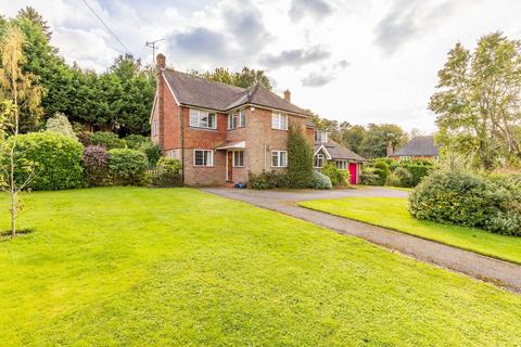 4 bedroom detached house for sale, High Croft, Shamley Green, Guildford GU5