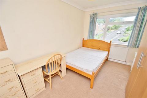 16 Browning Drive, Winchester, SO22 5AR