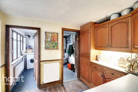 495 Ashingdon Road, Rochford, SS4 3EU