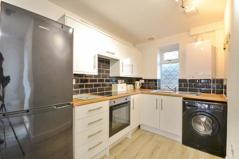 3 bedroom apartment to rent, Landseer Avenue, Lockleaze