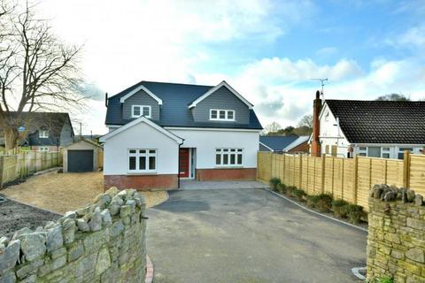 3 bedroom chalet for sale - Middlehill Road, Colehill, BH21 2HG