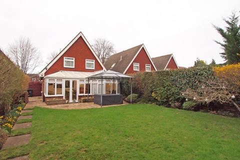 66 High Beeches, Banstead, SM7 1NB