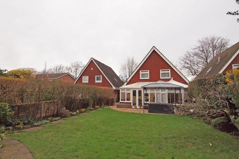 66 High Beeches, Banstead, SM7 1NB