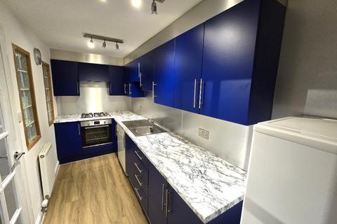 2 bedroom flat to rent, Great Northern Road, Woodside, Aberdeen, AB24