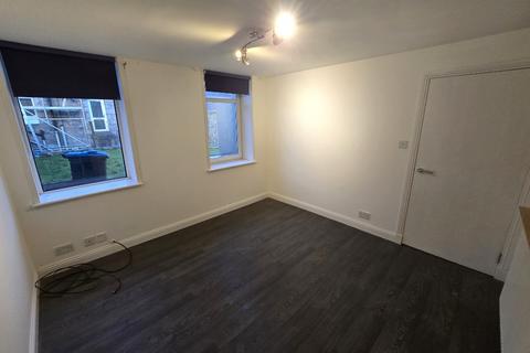 2 bedroom flat to rent, Great Northern Road, Woodside, Aberdeen, AB24