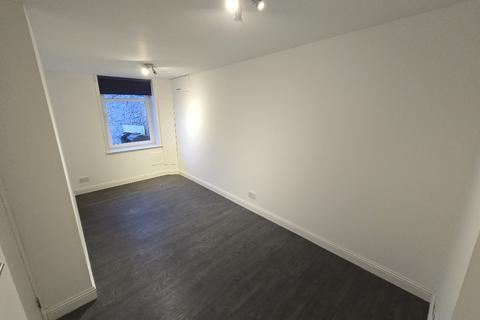 2 bedroom flat to rent, Great Northern Road, Woodside, Aberdeen, AB24
