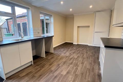 3 bedroom semi-detached house to rent, Oxclose Cottages, Oxclose Lane, Heslington, YO10