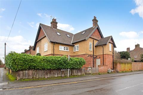 4 bedroom semi-detached house for sale, Cornwall Road, Harpenden, Hertfordshire, AL5