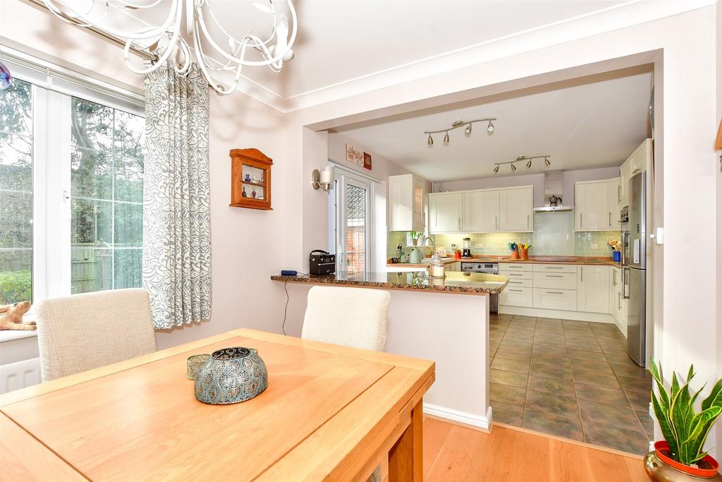 Nicolson Close, Tangmere, Chichester... 4 bed detached house for sale