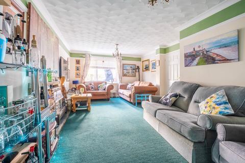 4 bedroom detached house for sale, Station Road, Cromer