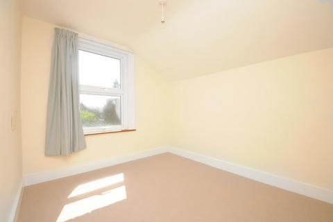 18 Gap Road, London, SW19 8JG
