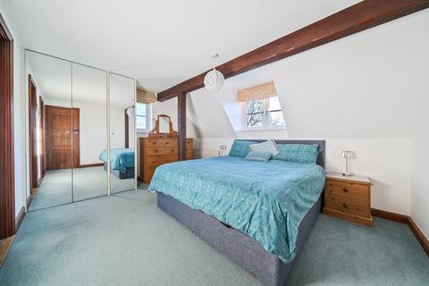 Willowbrook House Broadclyst Road, Whimple, Exeter, EX5 2TT