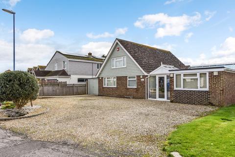 5 bedroom detached house for sale, The Bridgeway, Selsey