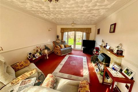 3 bedroom bungalow for sale - Cherry Lane, Fleet Hargate, Holbeach
