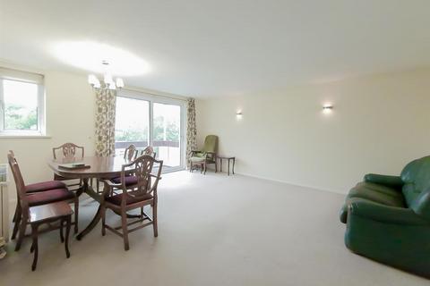 2 bedroom apartment for sale, The Willows, High Road, N20