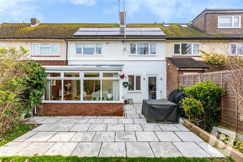 2 bedroom terraced house for sale - Clarence Road, Pilgrims Hatch, Brentwood, Essex, CM15