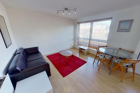 2 bedroom flat to rent, Netherton Road, Anniesland, Glasgow, G13