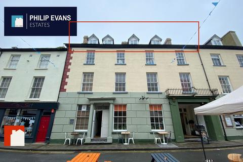 2 bedroom flat for sale, Market Street, Aberystwyth SY23