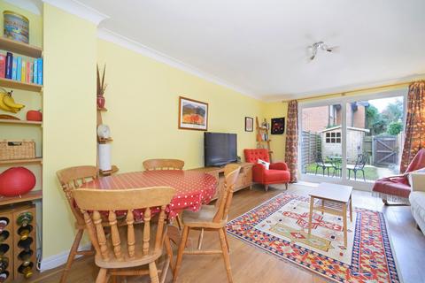 22 Town End Close, Godalming, GU7 1DG