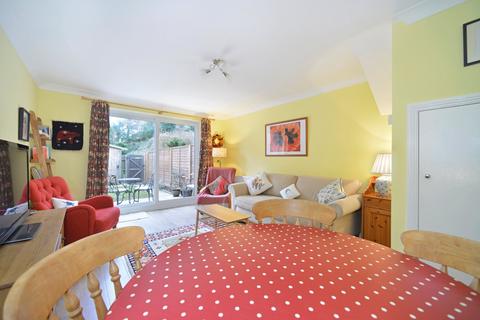 22 Town End Close, Godalming, GU7 1DG