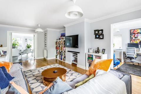 8 Minster Road, Godalming, GU7 1SP