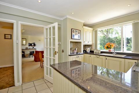 4 bedroom detached house for sale, Keswick Road, Surrey GU8