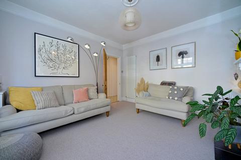 54 Wolseley Road, Godalming, GU7 3EA