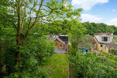 47 Brighton Road, Godalming, GU7 1NT
