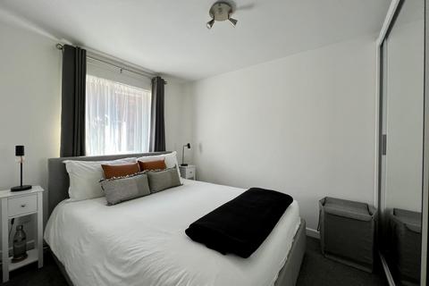 14 Wey Road, Godalming, GU7 1ND