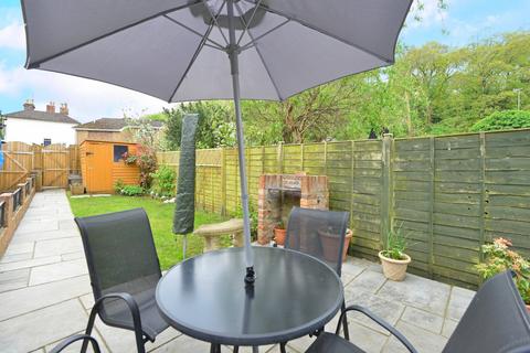 3 Latimer Road, Godalming, GU7 1BL
