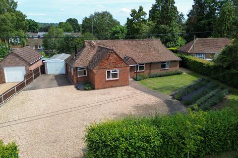 112 Binscombe, Godalming, GU7 3QJ