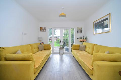 7 Green Lane, Godalming, GU7 3SN