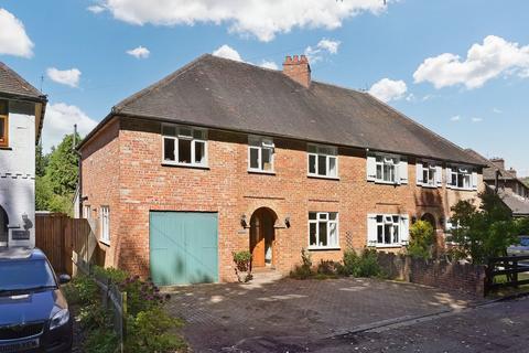 Haytor Catteshall Lane, Godalming, GU7 1LW