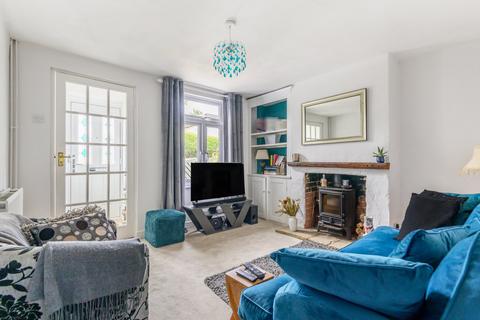 80 Kings Road, Godalming, GU7 3ES
